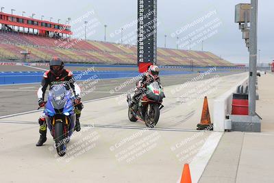 media/Oct-15-2022-Fastrack Riders (Sat) [[9a18b22502]]/Level2/Grid Shots/